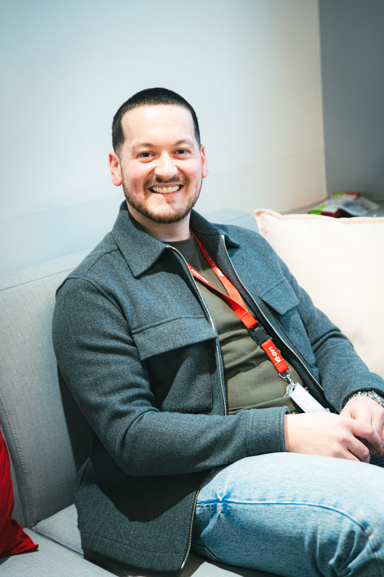 David Skopal, Employer Brand specialista společnosti E.ON, během natáčení série HR Vibecheck ve spolupráci s agenturou VERYGUD.